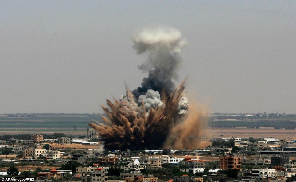 ヨルダン川西岸地区の空爆